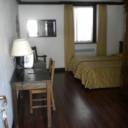 Hotel Tavernier Courmayeur Eksteriør bilde