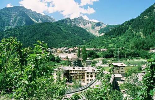 Hotel Tavernier Courmayeur Eksteriør bilde